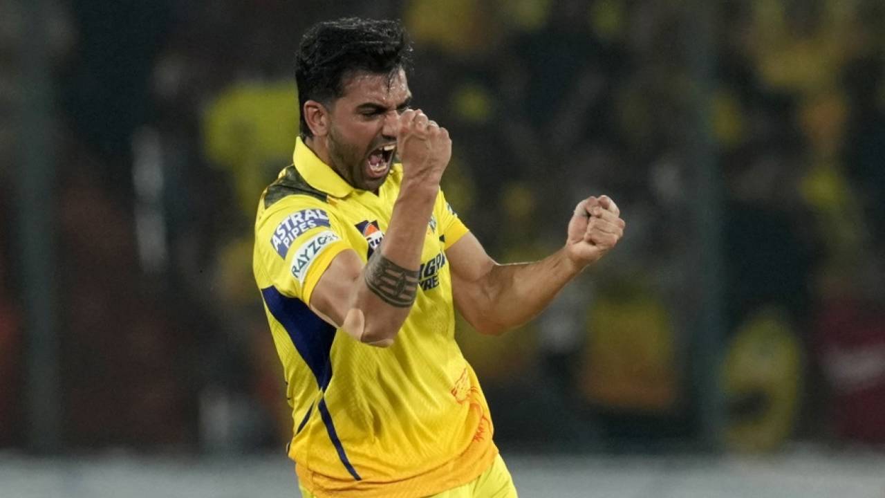 Deepak Chahar celebrates after removing Abhishek Sharma, Sunrisers Hyderabad vs Chennai Super Kings, IPL 2024, Hyderabad, April 5, 2024