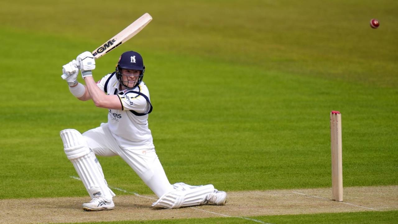 Rob Yates cashed in once more for Warwickshire&nbsp;&nbsp;&bull;&nbsp;&nbsp;Getty Images