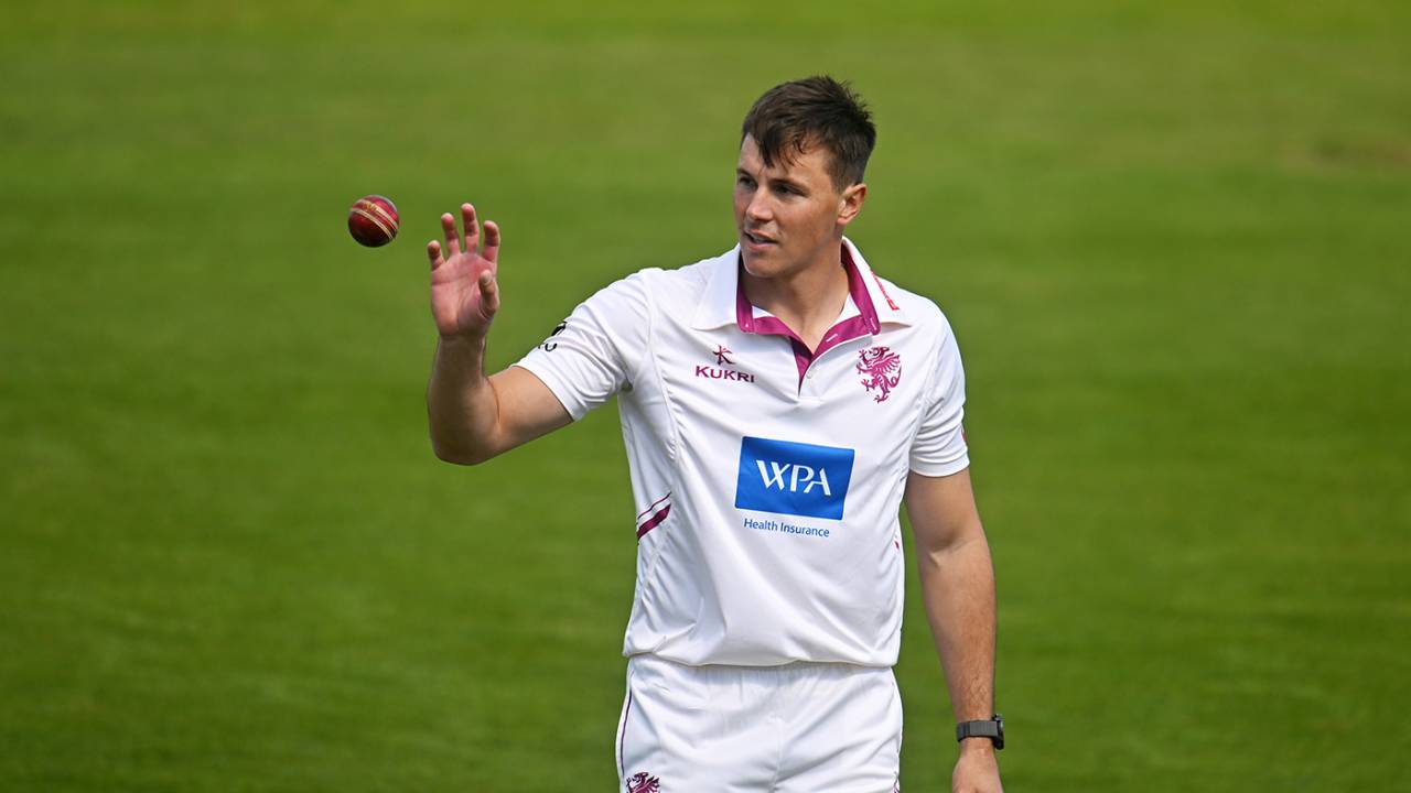 Migael Pretorius picked up two wickets as Notts were skittled