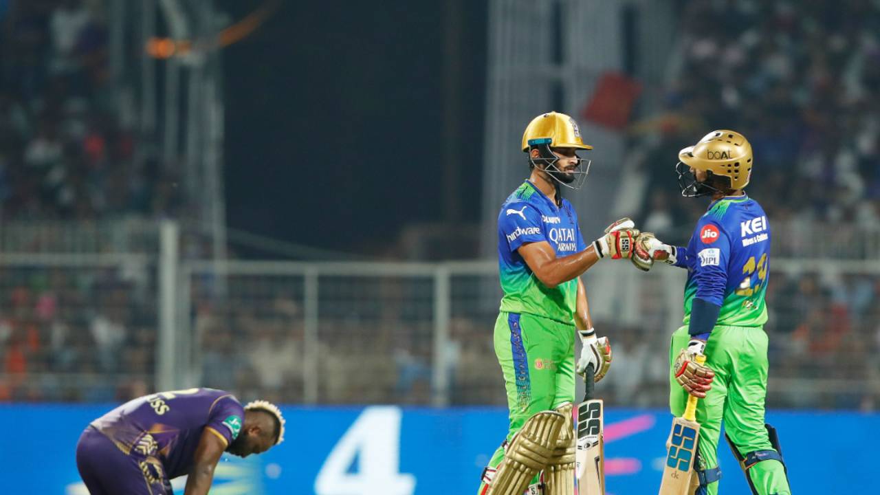 Suyash Prabhudessai and Dinesh Karthik steadied RCB after a wobble