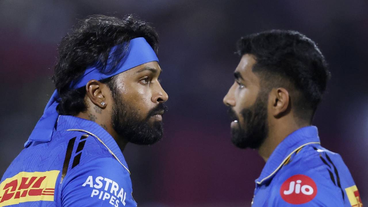 Hardik Pandya and Jasprit Bumrah in a pensive mood during the chase