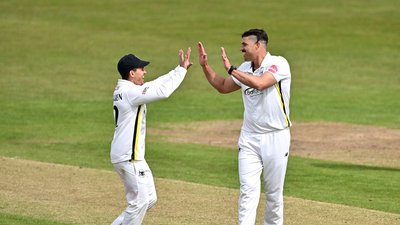 Marchant de Lange steamed through Middlesex with a six-wicket haul