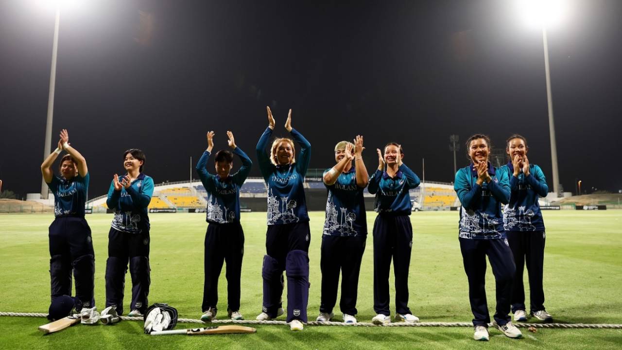 Thailand's players acknowledge the support after beating USA, Thailand vs USA, Women's T20 World Cup Qualifier, Abu Dhabi, May 1, 2024