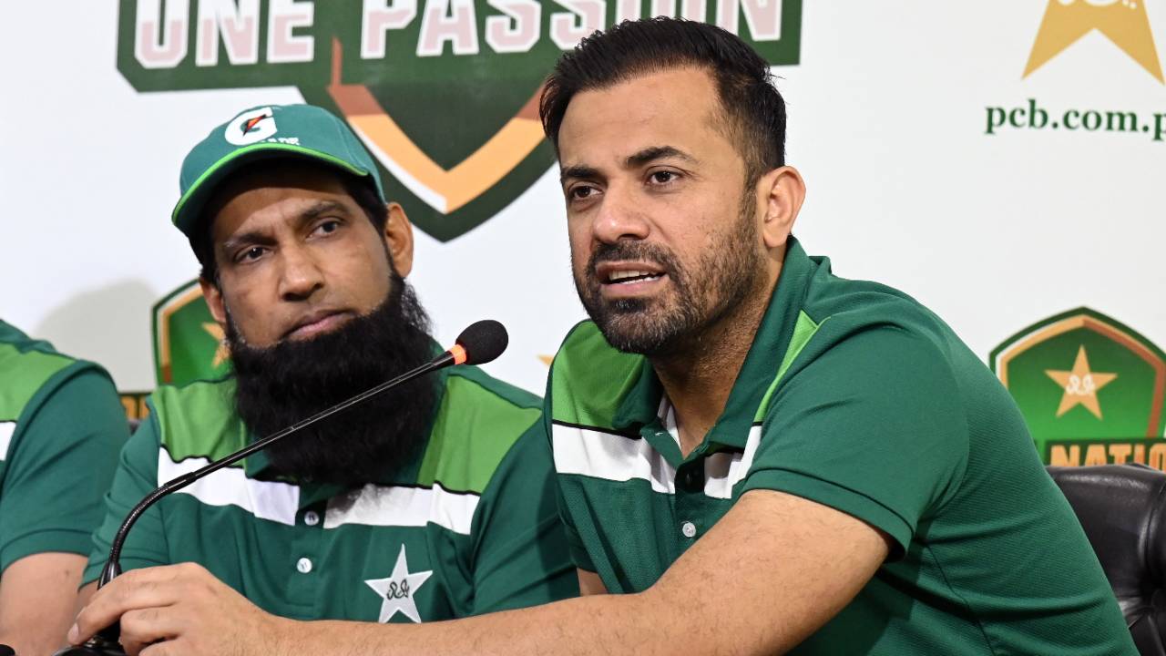 Pakistan selectors Mohammad Yousuf and Wahab Riaz at the announcement of Pakistan's squads for the T20I series against Ireland and England