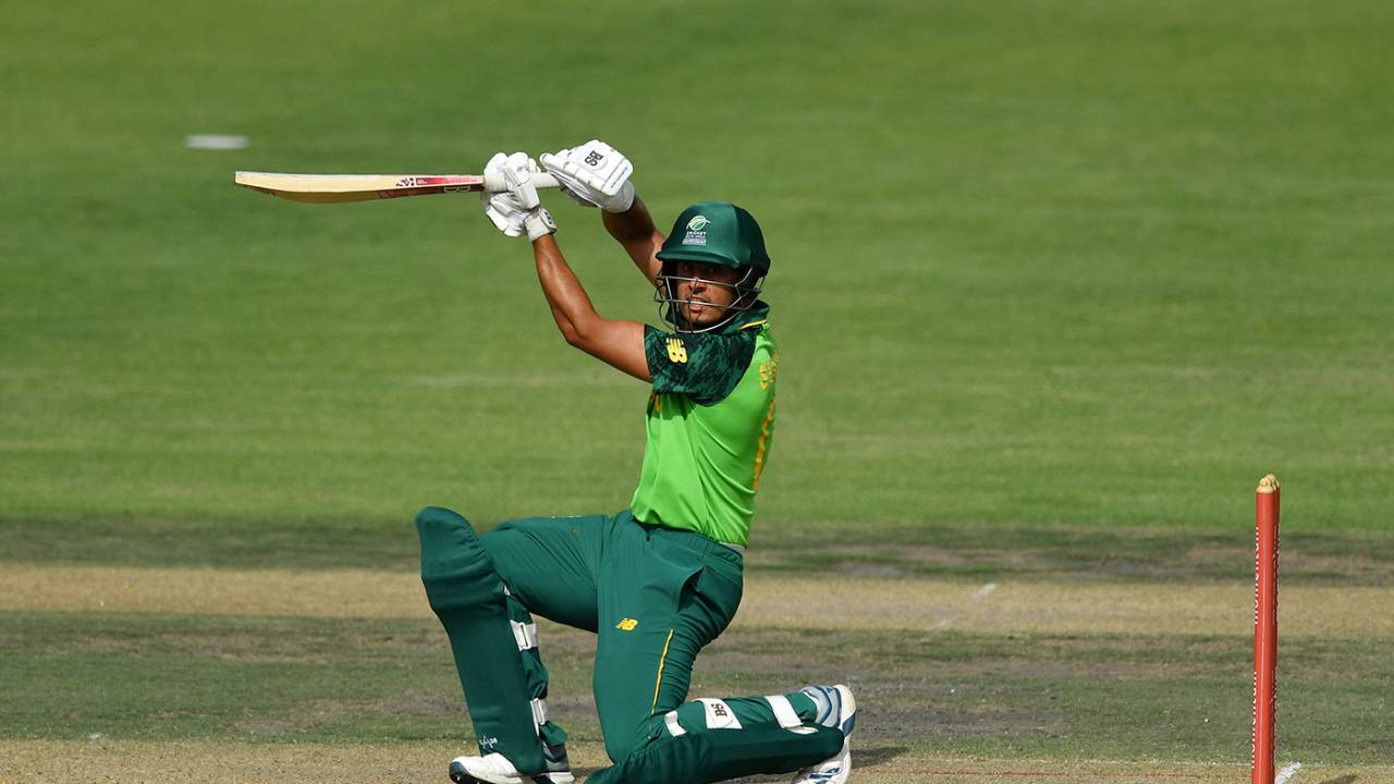 Beyers Swanepoel slices one away over point, South Africa Invitational XI vs England, Paarl, February 1, 2020