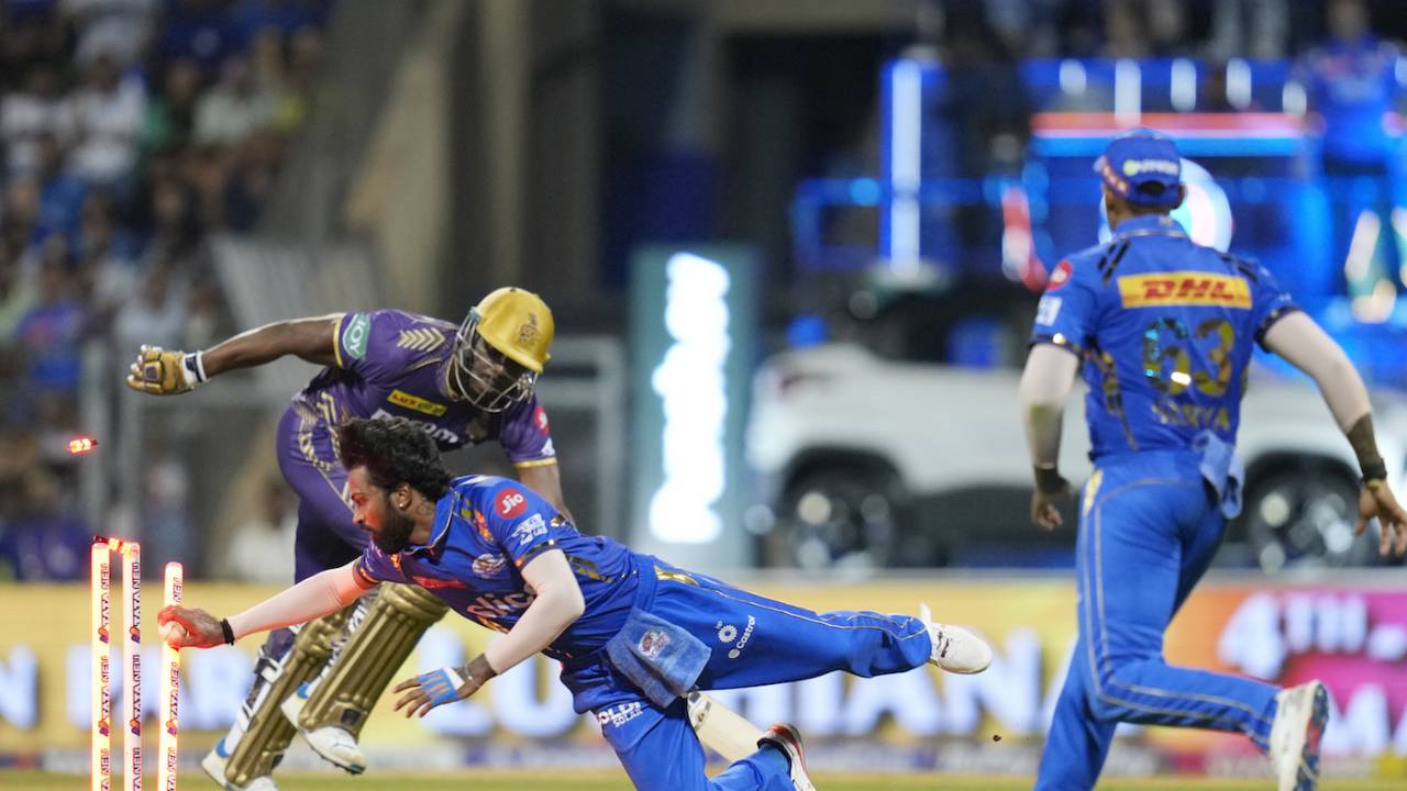 Hardik Pandya keeps his composure to run Andre Russell out