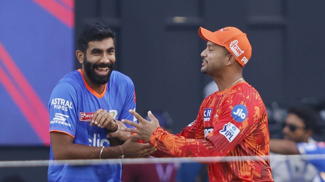 Jasprit Bumrah and Mayank Agarwal share a joke before the game, Mumbai Indians vs Sunrisers Hyderabad, IPL 2024, Mumbai, May 6, 2024