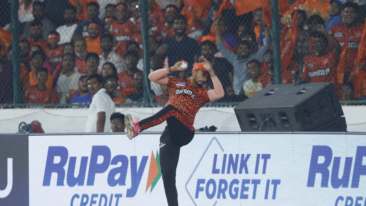 Nitish Kumar Reddy's brilliant balancing act on the boundary dismissed Quinton de Kock, Sunrisers Hyderabad vs Lucknow Super Giants, IPL 2024, Hyderabad, May 8, 2024