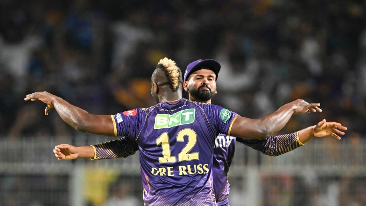 Andre Russell celebrates with Shreyas Iyer after dismissing Suryakumar Yadav, Kolkata Knight Riders vs Mumbai Indians, IPL 2024, Kolkata, May 11, 2024