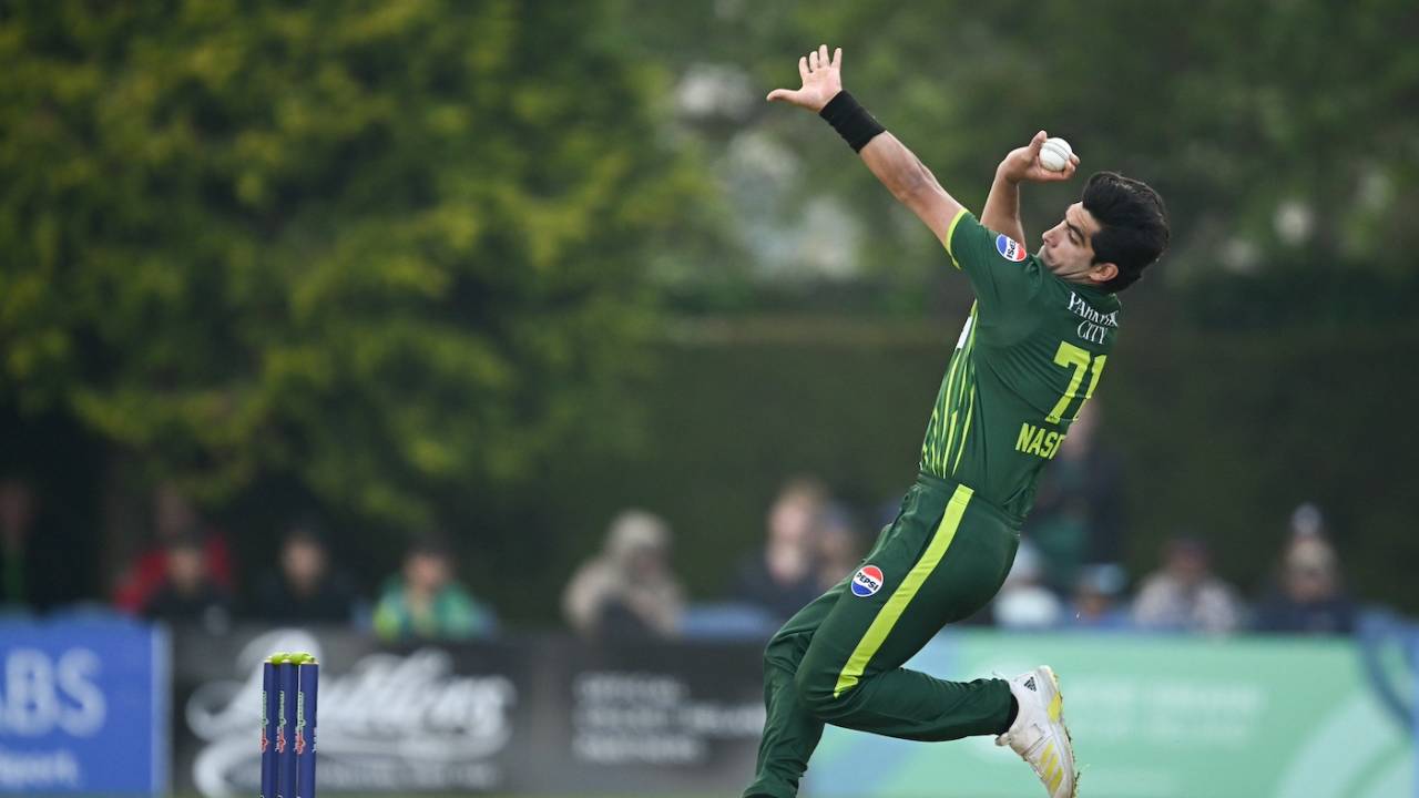 Naseem Shah in delivery stride, Ireland vs Pakistan, 2nd T20I, Dublin, May 12, 2024