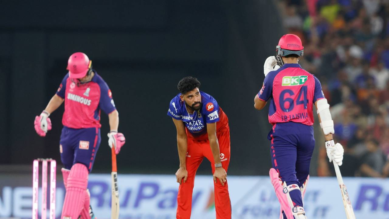 Mohammed Siraj conceded three fours in his first two overs, Rajasthan Royals vs Royal Challengers Bengaluru, IPL 2024, Eliminator, Ahmedabad, May 22, 2024 