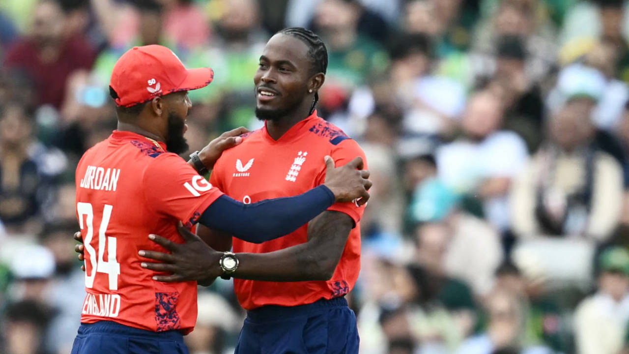 Jofra Archer is all smiles after claiming his comeback wicket, England vs Pakistan, 2nd T20I, Edgbaston, May 25, 2024