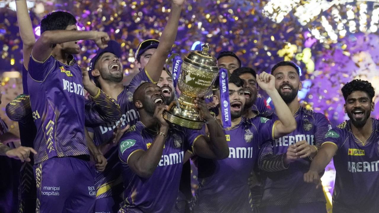 Andre Russell gets his turn at lifting the trophy, Kolkata Knight Riders vs Sunrisers Hyderabad, Final, IPL 2024, Chennai, May 26, 2024