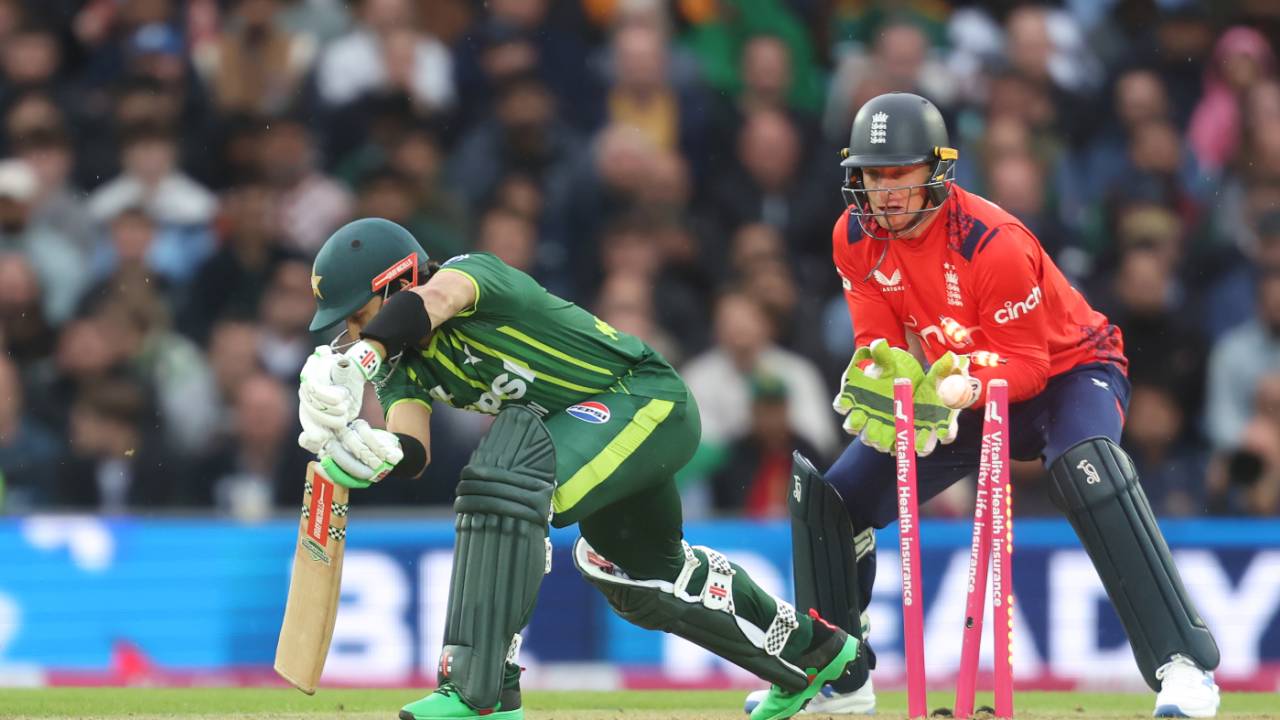 Mohammad Rizwan was bowled by Adil Rashid, England vs Pakistan, 4th T20I, The Oval, May 30, 2024