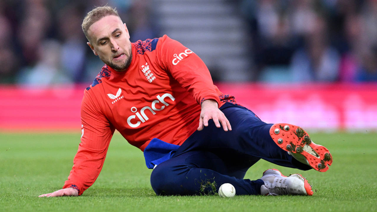 Liam Livingstone slides in the outfield, England vs Pakistan, 4th T20I, The Oval, May 30, 2024