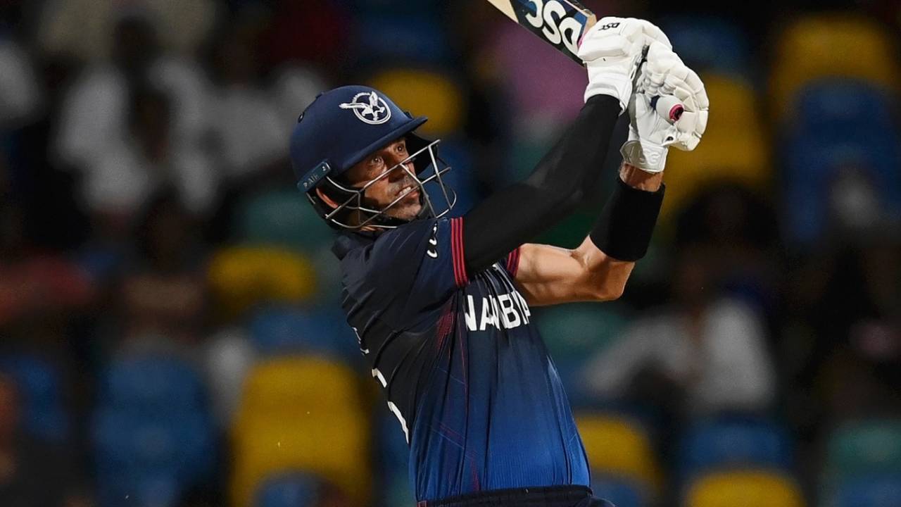 David Wiese launches the first ball of the Super Over for a six, Namibia vs Oman, T20 World Cup 2024, Group B, Bridgetown, June 2, 2024