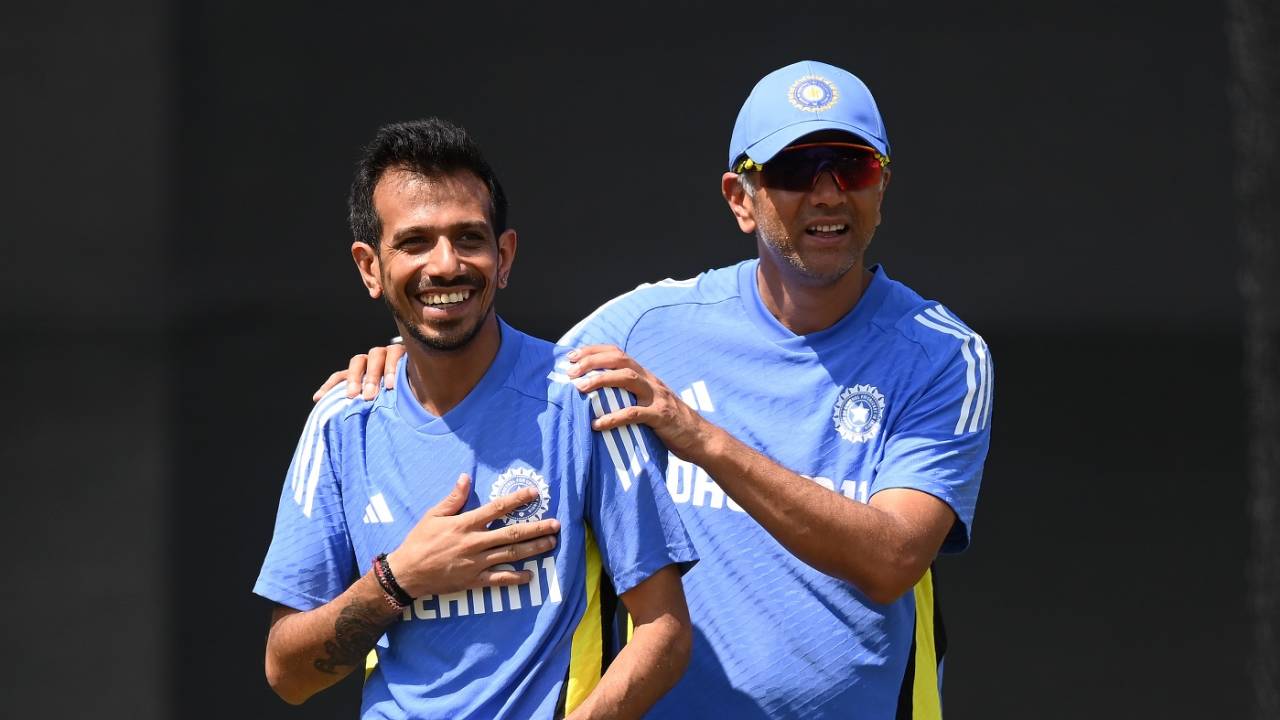 Yuzvendra Chahal and Rahul Dravid share a light moment during training, T20 World Cup 2024, New York, June 7, 2024