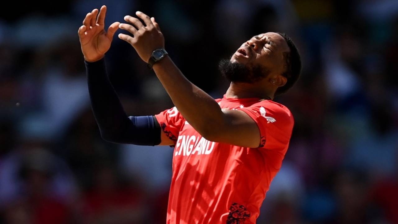 Chris Jordan wears a frustrated look, Australia vs England, T20 World Cup 2024, Bridgetown, June 8, 2024