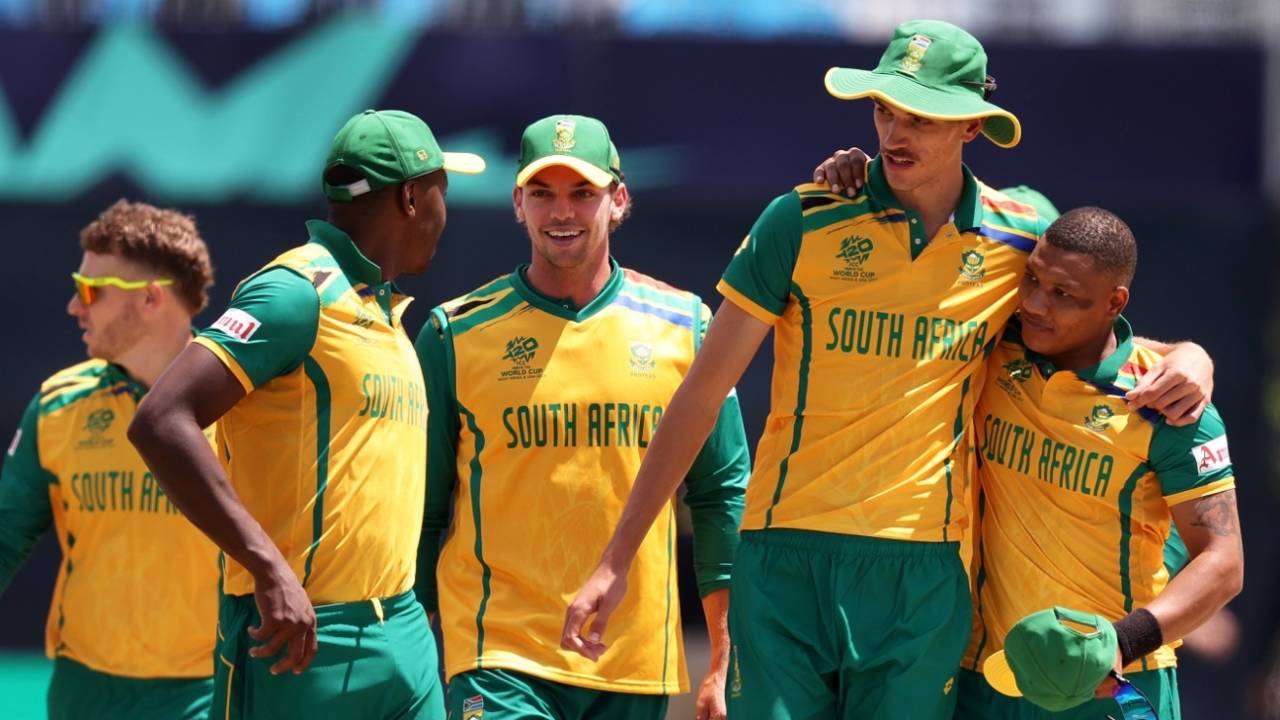 South Africa players celebrate after the win against Bangladesh, Bangladesh vs South Africa, T20 World Cup 2024, New York, June 10, 2024