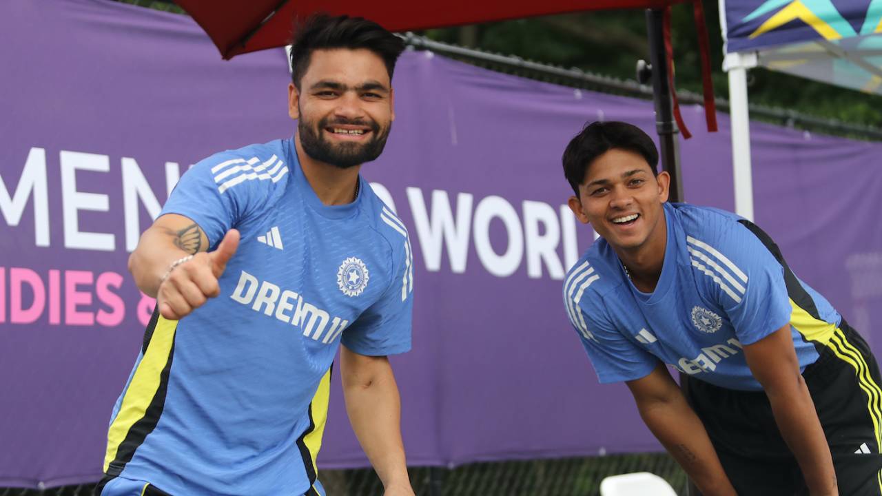 A happy Rinku Singh and Yashasvi Jaiswal pose for a picture, India vs USA, T20 World Cup 2024, New York, June 11, 2024