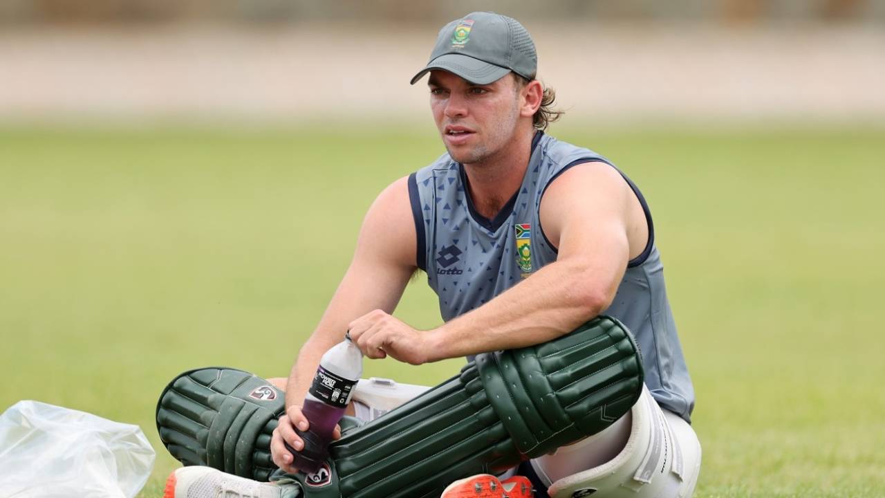 Tristan Stubbs cools down after a hit, T20 World Cup 2024, Antigua, June 18, 2024