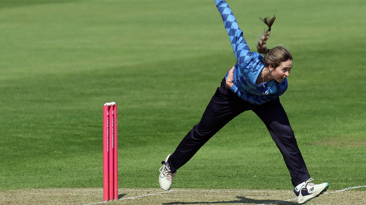 Rachel Slater bowls for Northern Diamonds, May 31, 2024