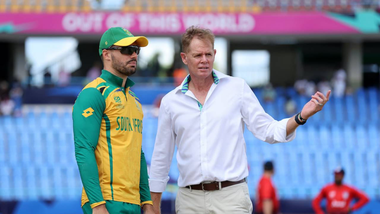 Aiden Markram has a word with Shaun Pollock, USA vs South Africa, T20 World Cup 2024, North Sound, June 19, 2024