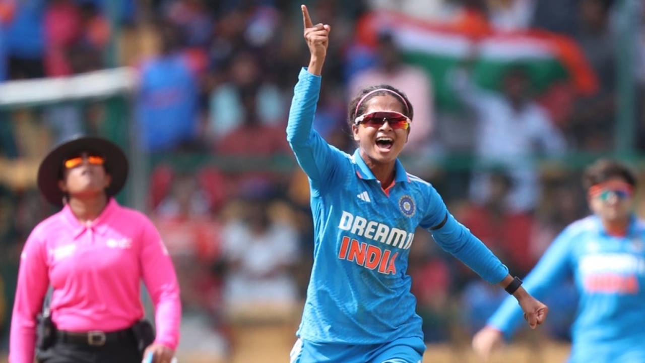Shreyanka Patil celebrates a wicket, India Women vs South Africa Women, 3rd ODI, Bengaluru, June 23, 2024