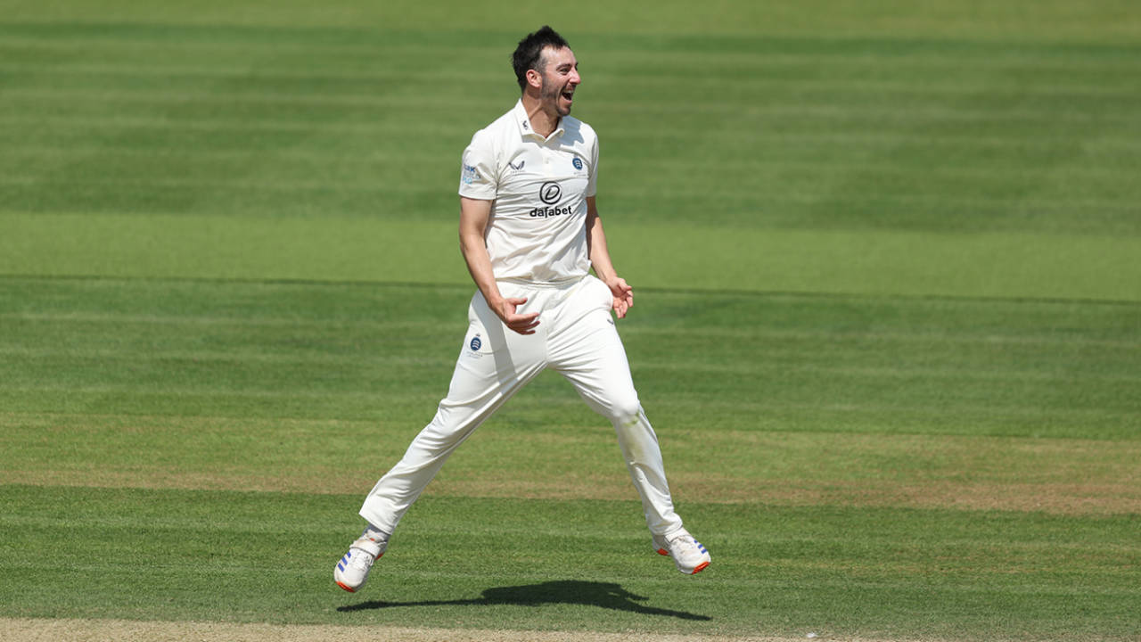 Toby Roland-Jones claimed a five-for, Middlesex vs Derbyshire, County Championship, Division Two, Lord's, June 25, 2024