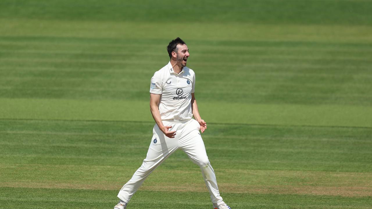 Toby Roland-Jones claimed a five-for, Middlesex vs Derbyshire, County Championship, Division Two, Lord's, June 25, 2024