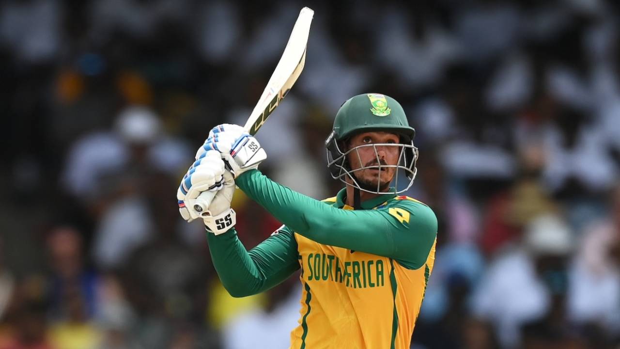 Quinton de Kock goes down the ground, India vs South Africa, T20 World Cup final, Bridgetown, Barbados, June 29, 2024