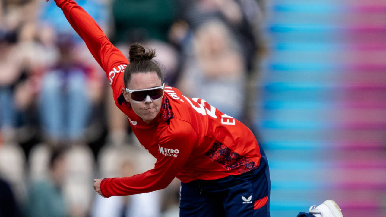 Linsey Smith was picked in a four-spin attack, England vs New Zealand, 1st Women's T20I, Utilita Bowl, July 6, 2024