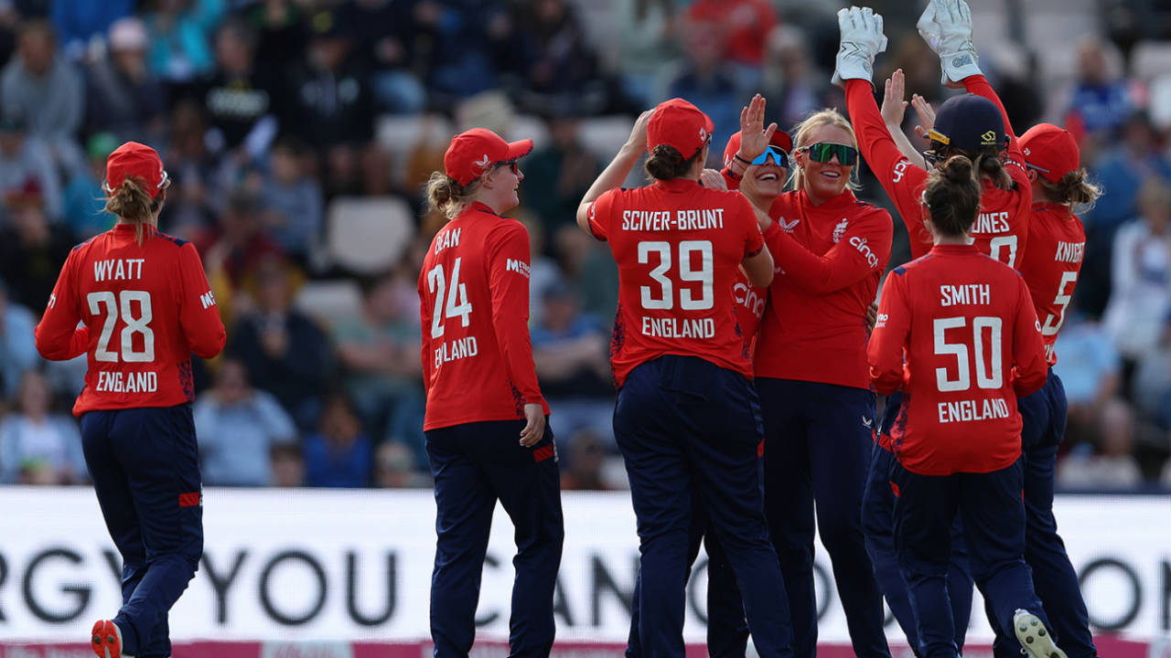 Sarah Glenn claimed three wickets in an over, England vs New Zealand, 1st Women's T20I, Utilita Bowl, July 6, 2024