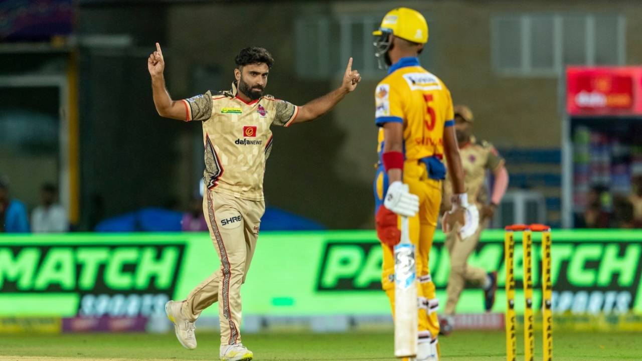 Abhishek Tanwar struck with his first ball to dismiss Shivam Singh, Chepauk Super Gillies vs Dindigul Dragons, TNPL 2024, Coimbatore, July 14, 2024