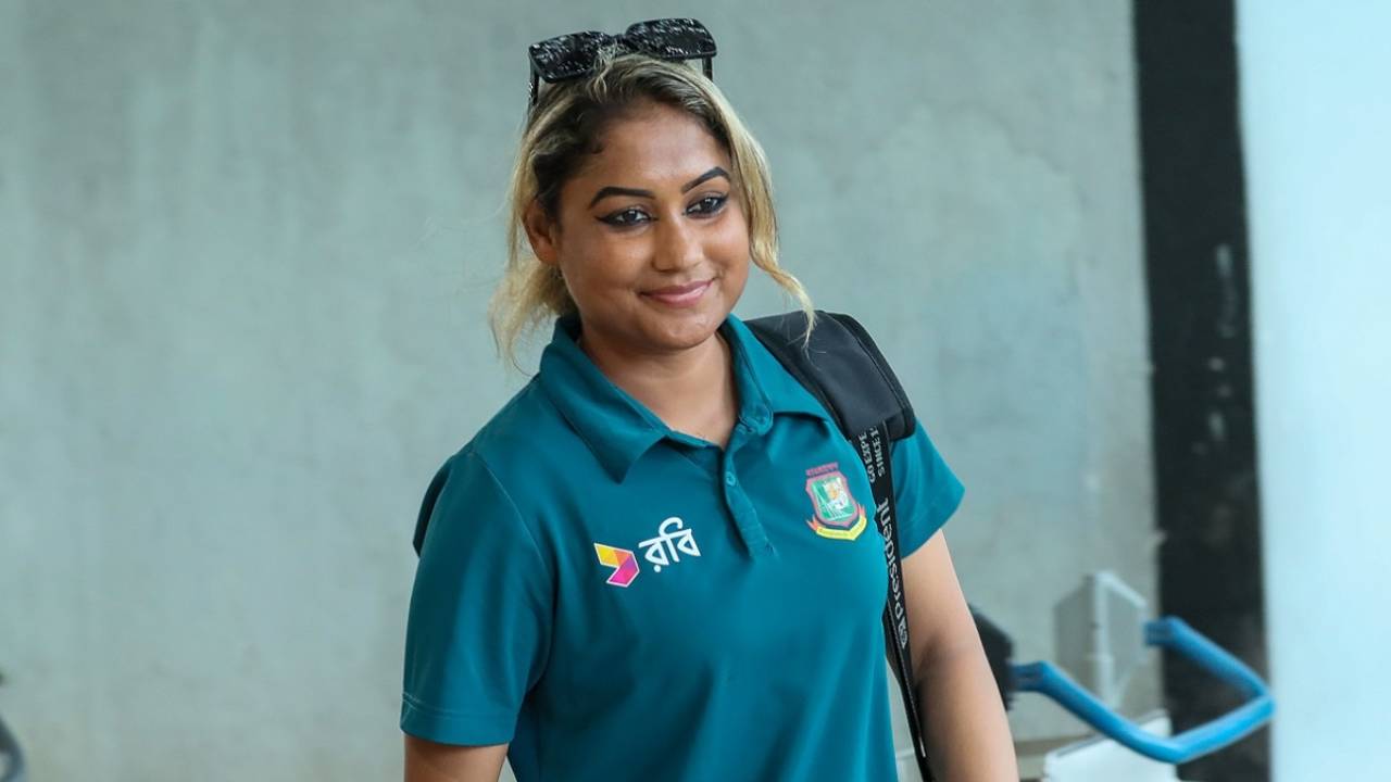 Jahanara Alam arrived with the Bangladesh team for the ACC Women's T20 Asia Cup 2024, Colombo, July 16, 2024