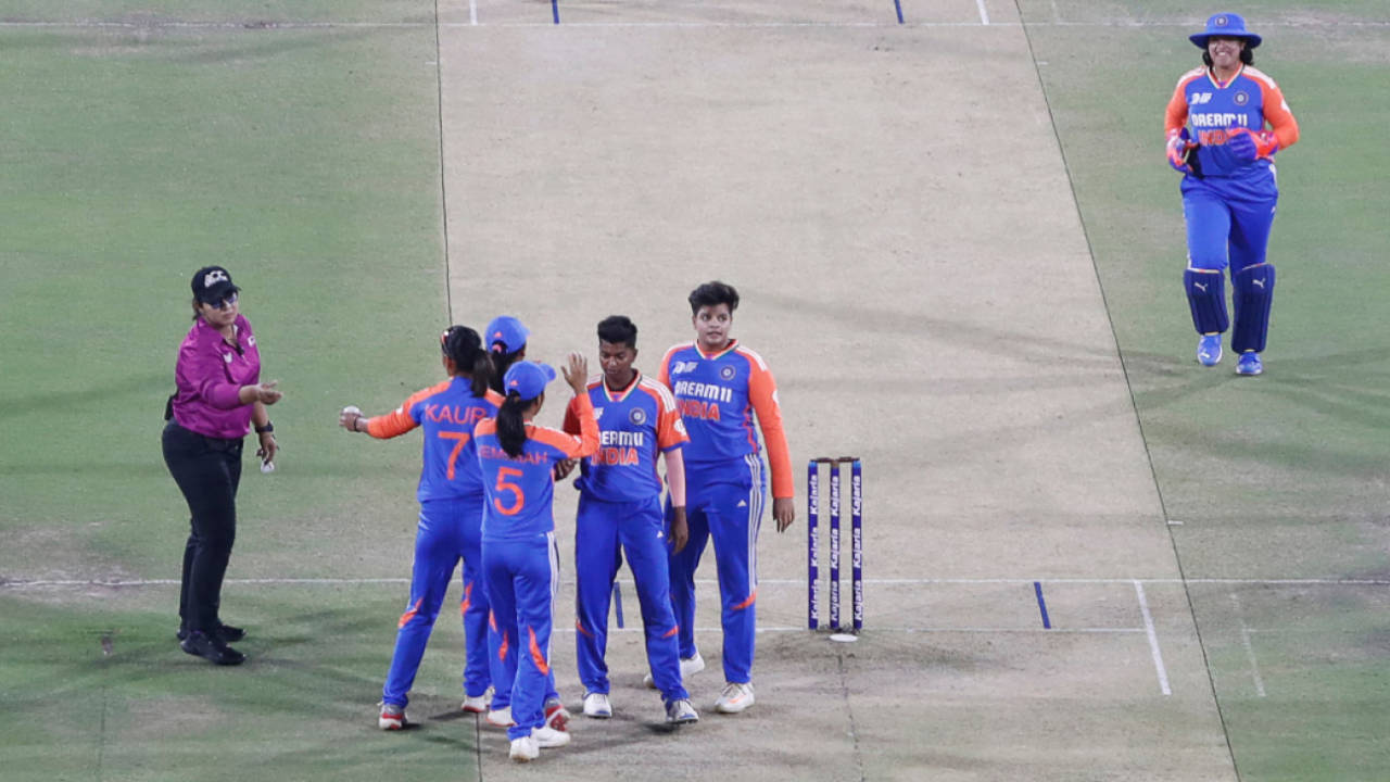 Pooja Vastrakar sent back Pakistan's openers inside the powerplay, India vs Pakistan, Women's Asia Cup 2024, Group A, Dambulla, July 19, 2024