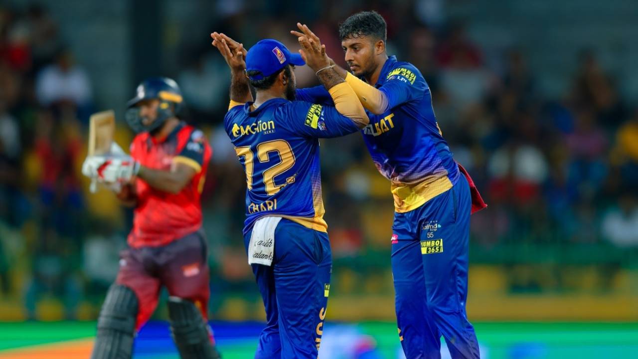 Vijayakanth Viyaskanth celebrates a wicket with his captain Charith Asalanka, Jaffna Kings vs Kandy Falcons, LPL 2024, Qualifier 2, Colombo, July 20, 2024