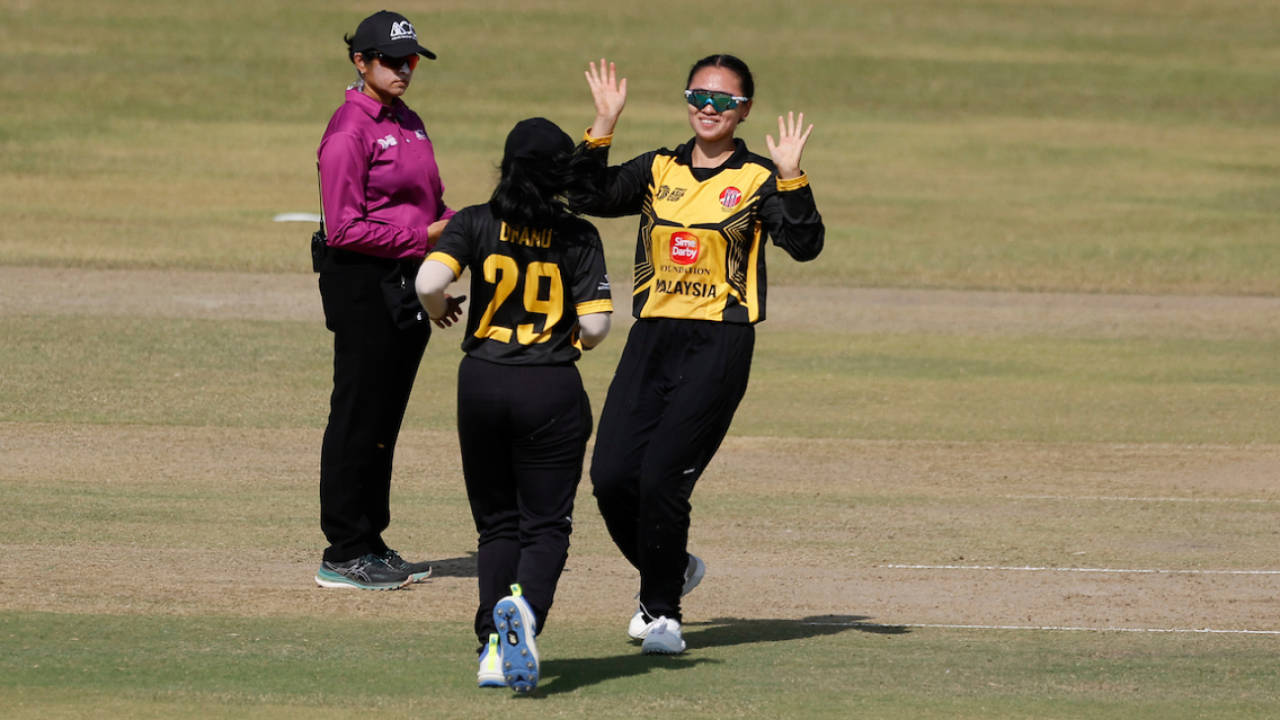 Elsa Hunter dismissed the on-song Murshida Khatun, Bangladesh vs Malaysia, Women's Asia Cup 2024, Dambulla, July 24, 2024