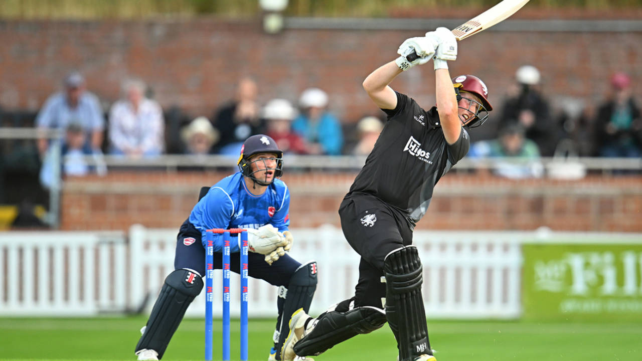 James Rew goes down the ground, Somerset vs Kent, One-Day Cup, Taunton, July 26, 2024