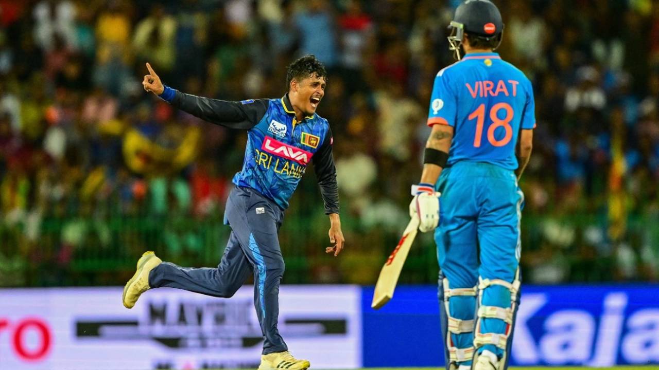 Jeffrey Vandersay trapped Virat Kohli in front, Sri Lanka vs India, 2nd ODI, Colombo, August 4, 2024