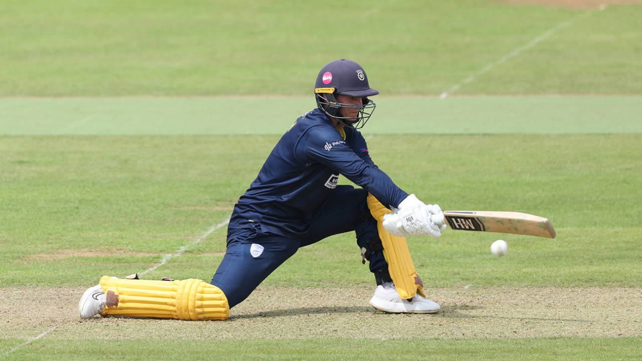 Felix Organ gets low to reverse-sweep, Hampshire vs Northamptonshire, Metro Bank Cup, Utilita Bowl, July 26, 2024