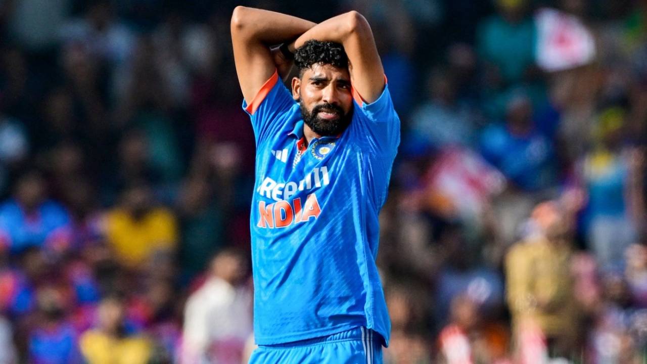Mohammed Siraj reacts after a narrow miss, Sri Lanka vs India, 3rd ODI, Colombo, August 7, 2024