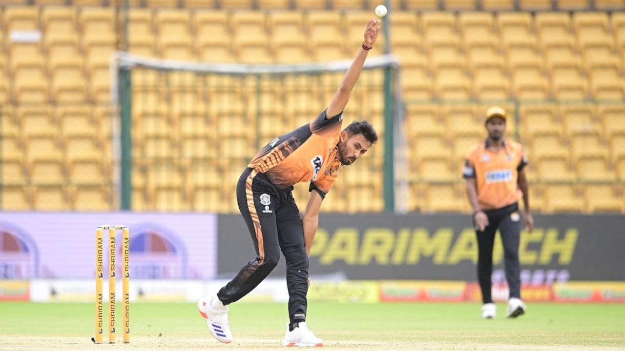 Vidwath Kaverappa's 3-23 earned him the Player-of-the-Match award, Bengaluru Blasters vs Hubli Tigers, Maharaja T20, Bengaluru, August 19, 2024