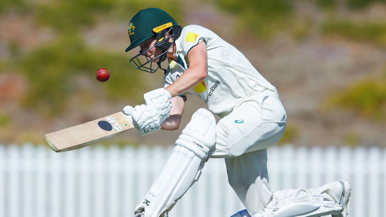 Maddy Darke sweeps, Green vs Gold, Adelaide, March 5, 2024