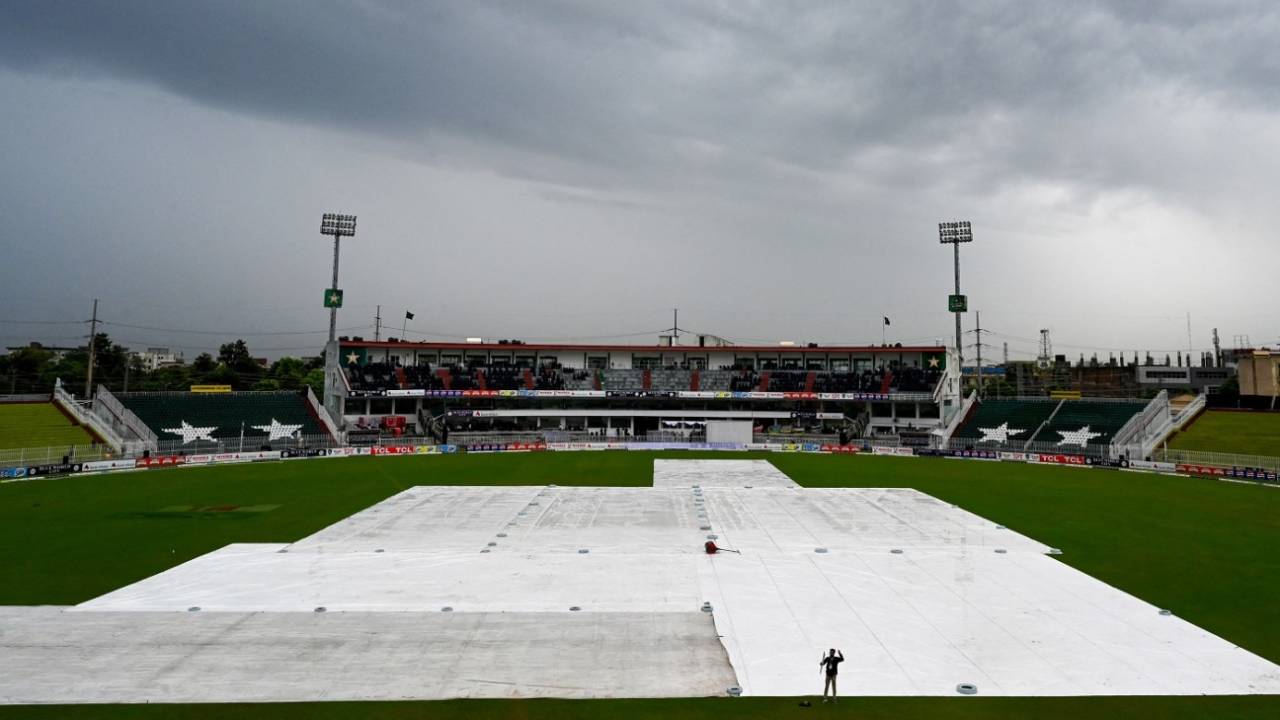 Persistent rain washed out the opening day, Pakistan vs Bangladesh, 2nd Test, 1st day, Rawalpindi, August 30, 2024