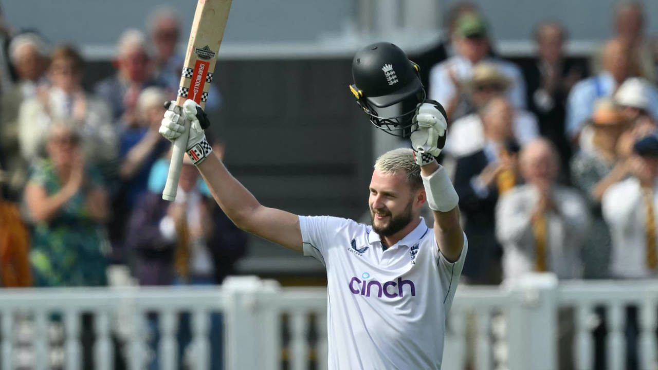 Gus Atkinson celebrates his maiden Test century, England vs Sri Lanka, 2nd Test, Lord's, 2nd day, August 30, 2024