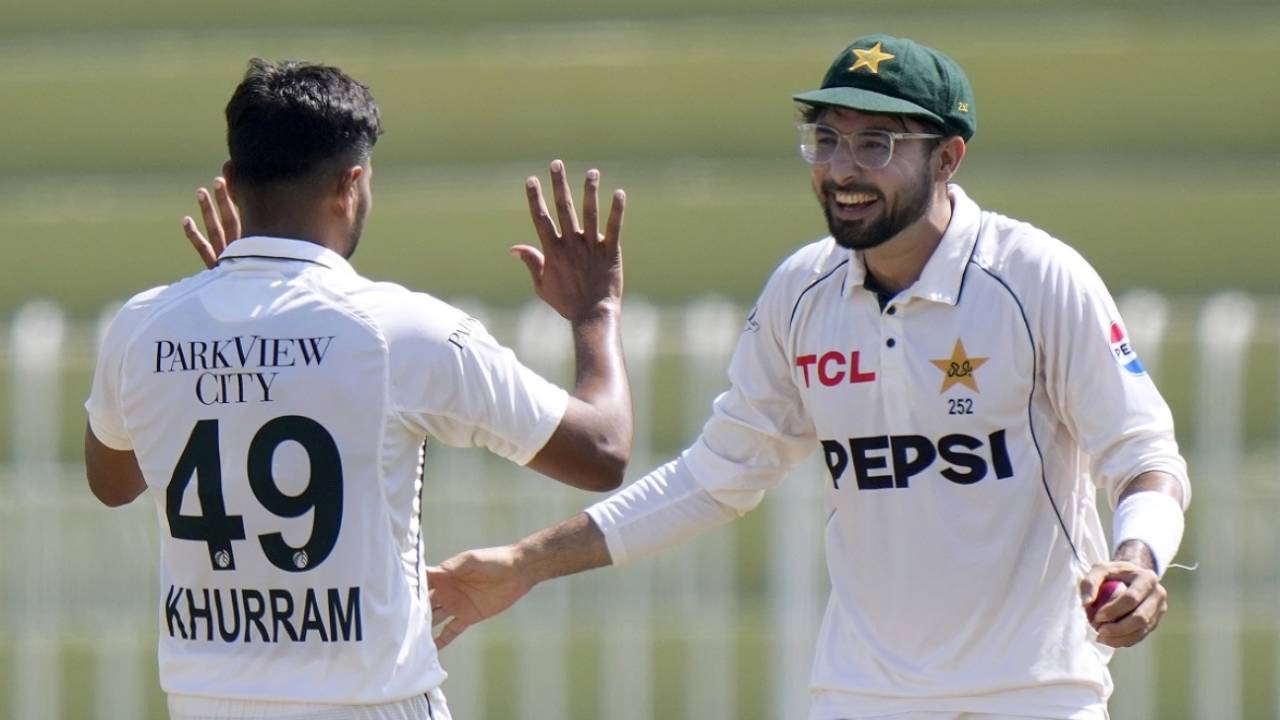 Khurram Shahzad and Abrar Ahmed celebrate after getting rid of Zakir Hasan, Pakistan vs Bangladesh, 2nd Test, Rawalpindi, 3rd day, September 1, 2024