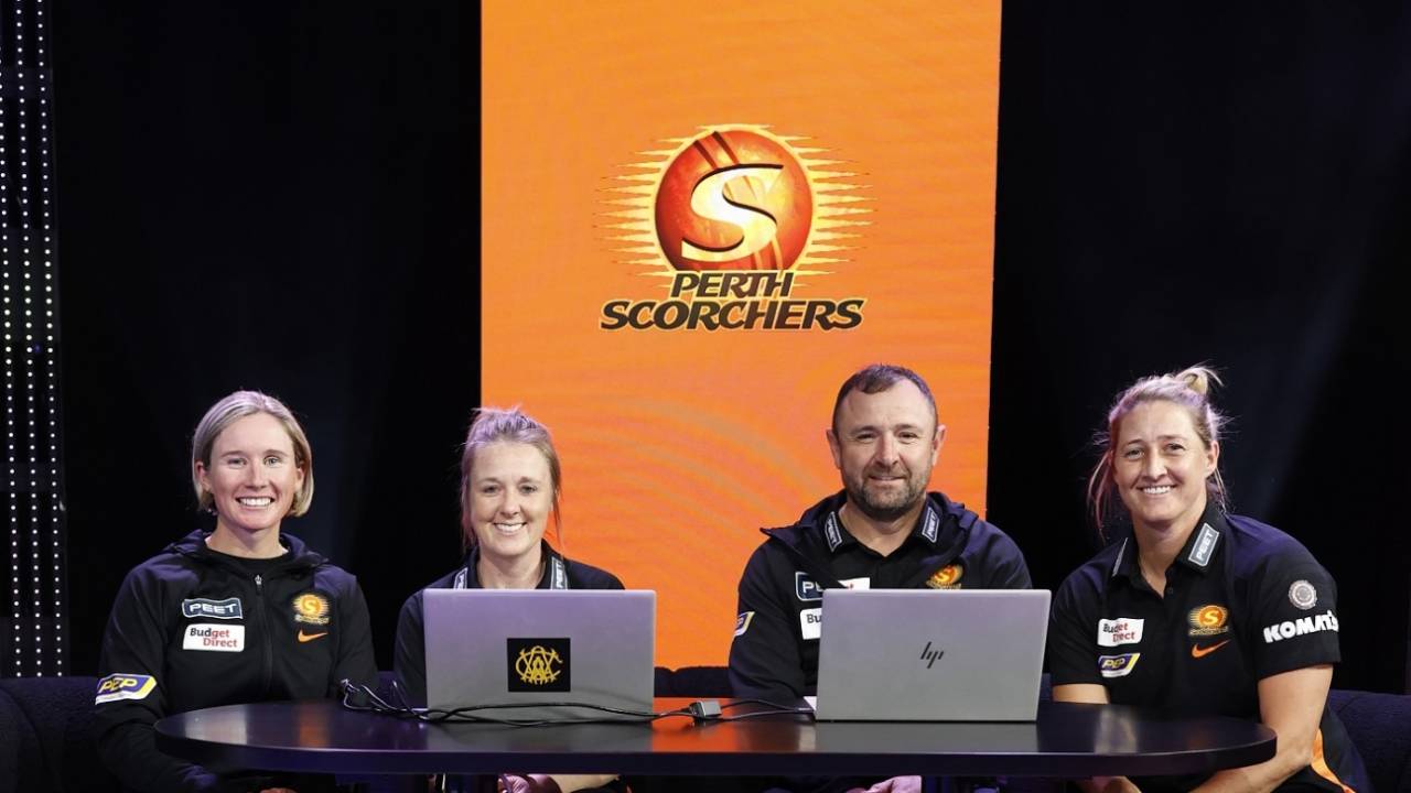 Beth Mooney, Rebecca Grundy, Kade Harvey and Sophie Devine of Scorchers pose during the draft, Melbourne, September 1, 2024