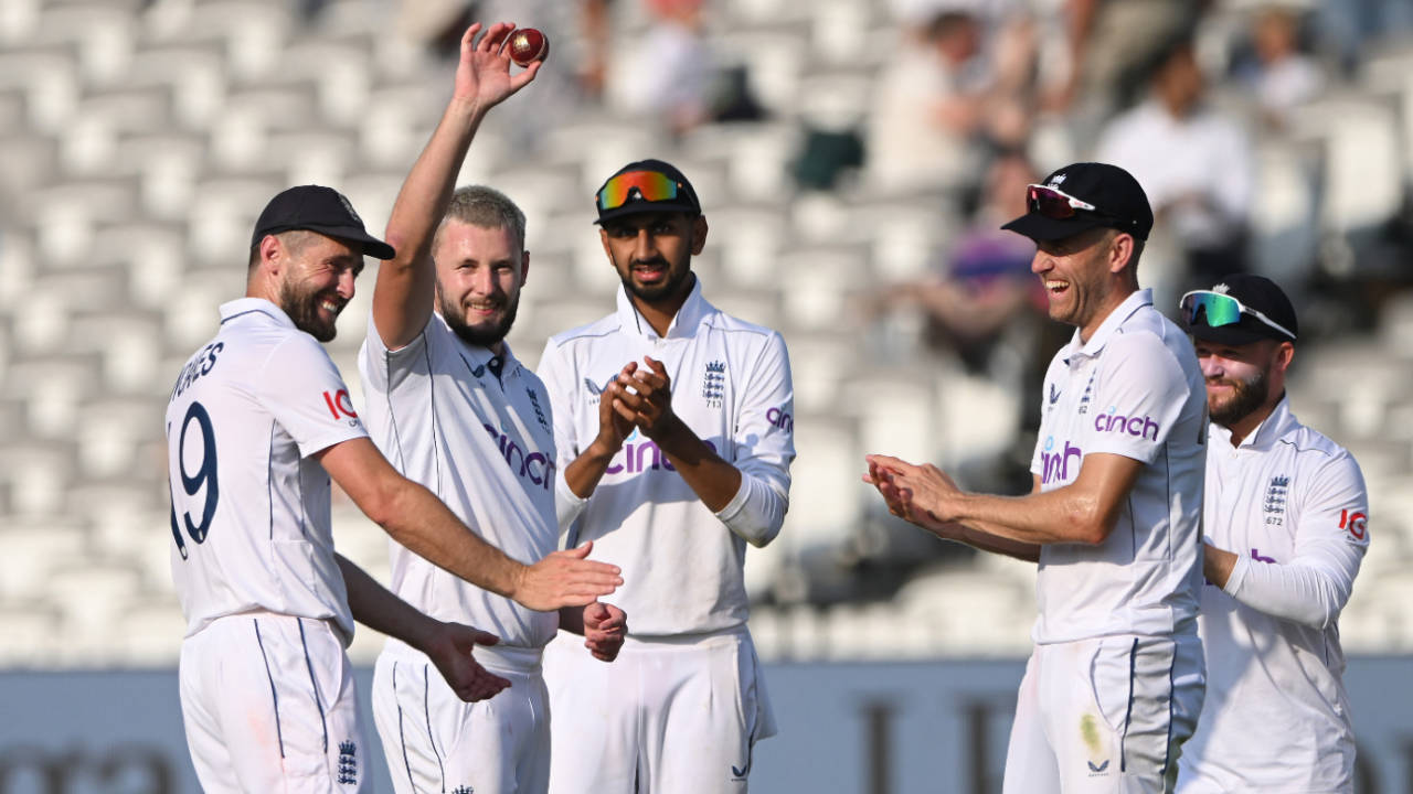 Gus Atkinson claimed his third five-for in four innings at Lord's, England vs Sri Lanka, 2nd Test, Lord's, 4th day, September 1, 2024