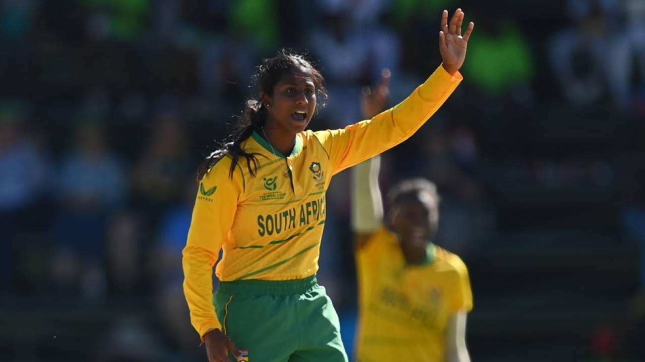 Seshnie Naidu appeals for a wicket, South Africa vs India, U-19 World Cup, Benoni, January 14, 2023 